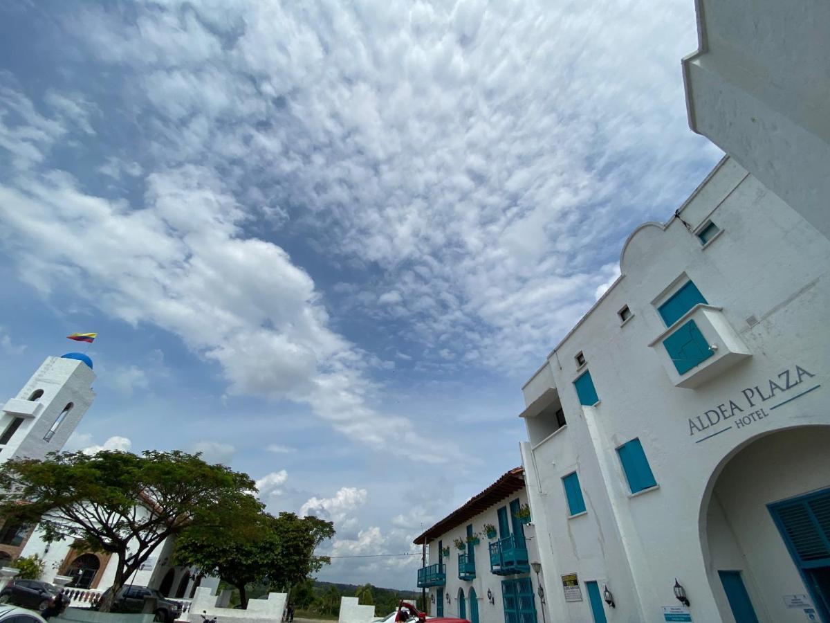 Hotel Aldea Plaza Doradal Exterior foto