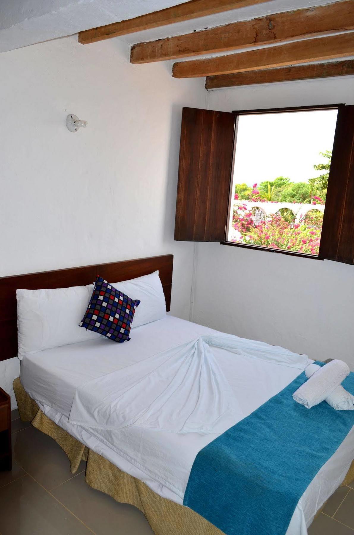 Hotel Aldea Plaza Doradal Exterior foto